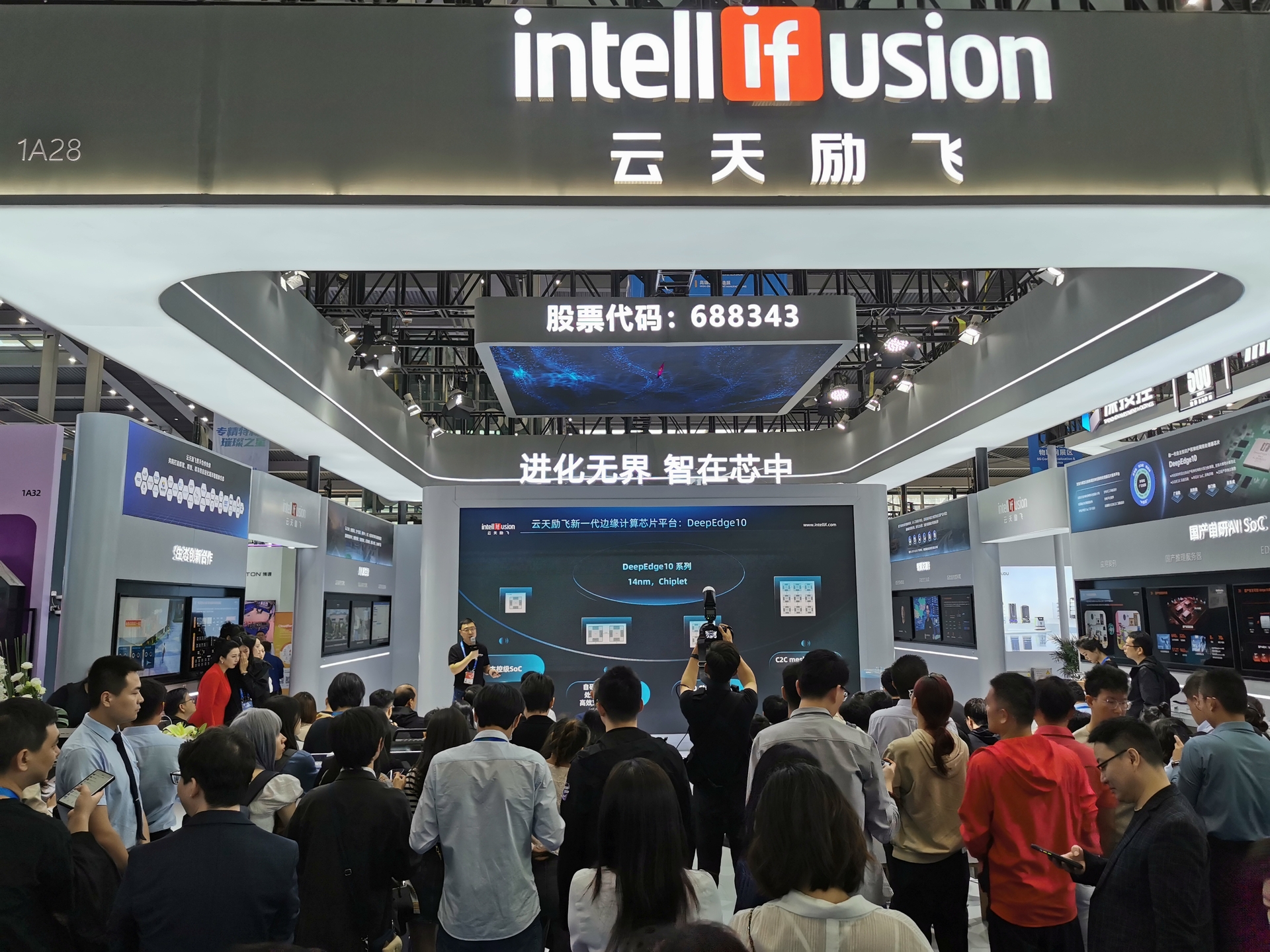 1731746643724958.jpg 12.jpg